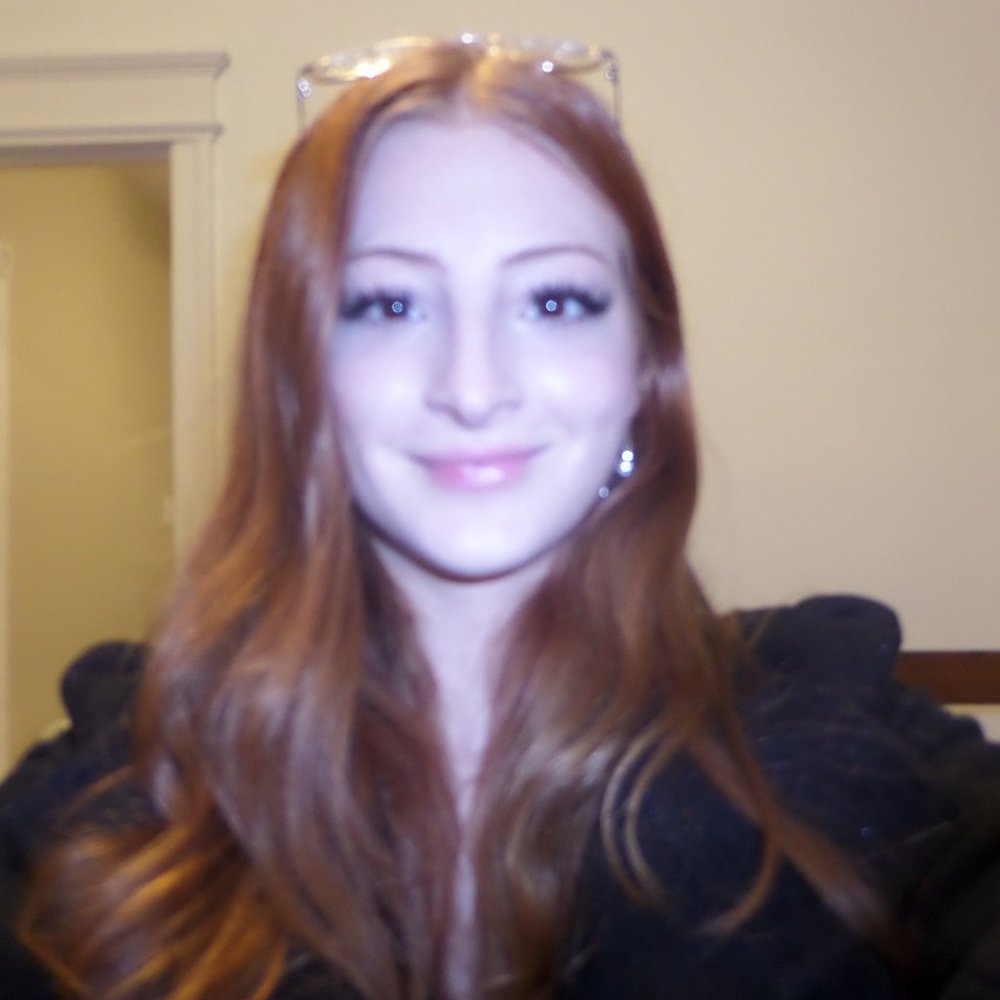 Meet your Posher, Caitlyn